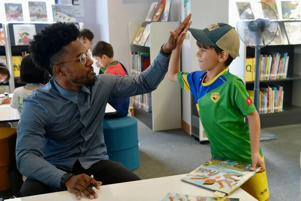 Đồng Hành Cùng Con Tự Tin Vào Lớp 1 Tại UNIS Hà Nội