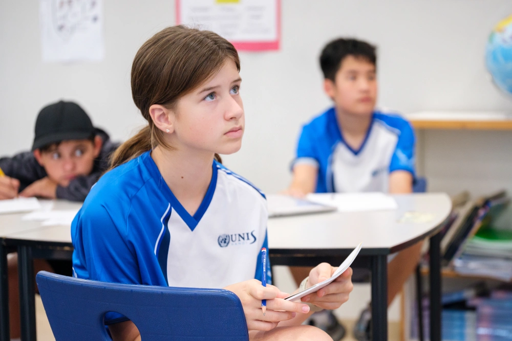 Rèn luyện kỹ năng lắng nghe chủ động