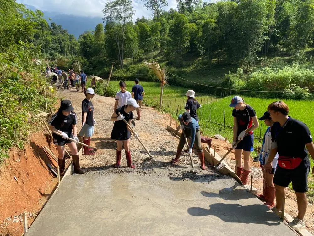 Giáo dục toàn diện là gì?