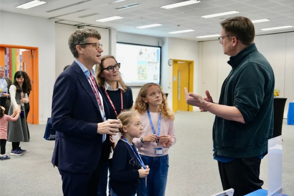 Triết lý giáo dục toàn diện và nâng cao