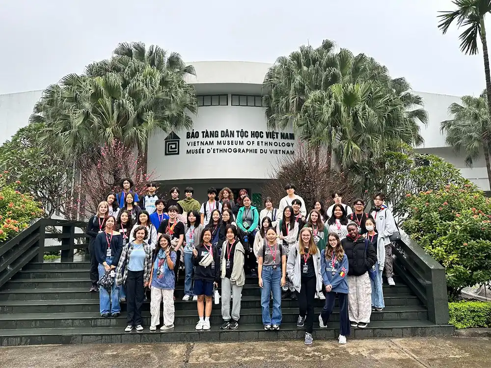 Các chuyến đi thực tế