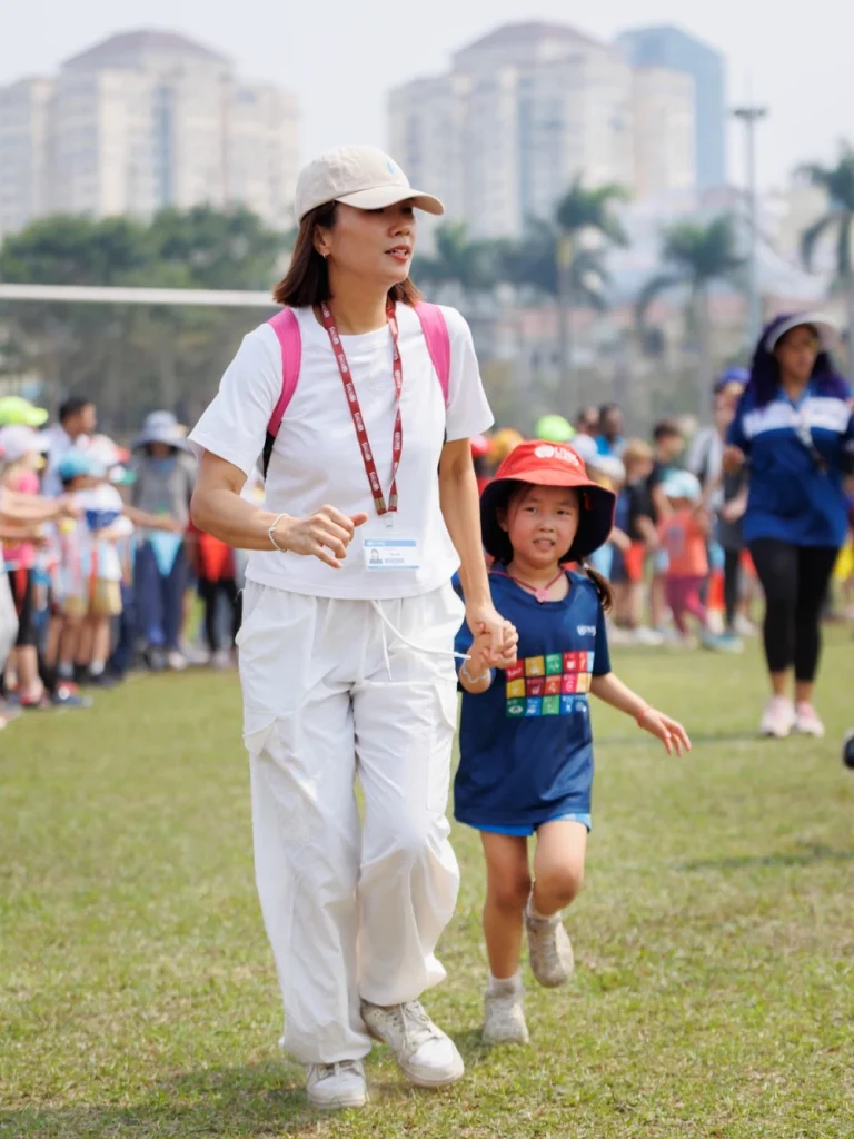 26. Chạy tiếp sức đơn giản
